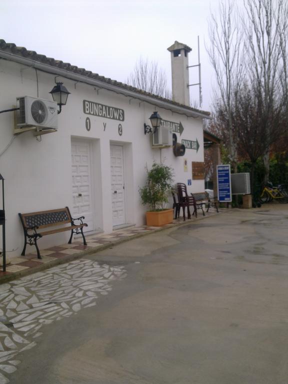 Camping Fuente De Piedra Exteriér fotografie